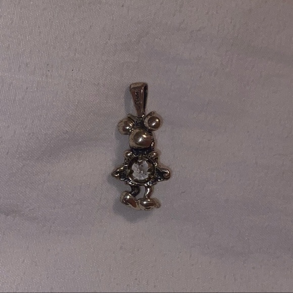 Minnie Mouse Walt Disney Pendant Charm - Picture 3 of 4